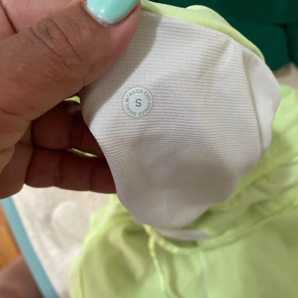 Lululemon Lime Green mens  Shorts